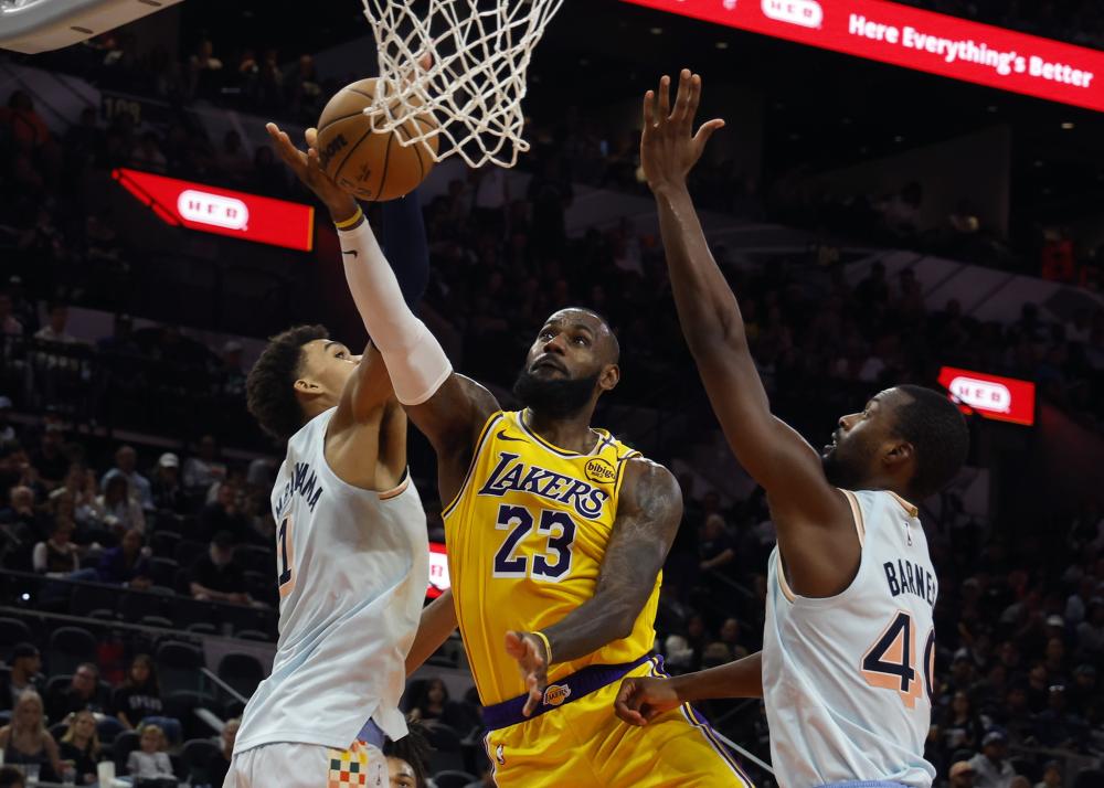 为前场进攻 为前场进攻