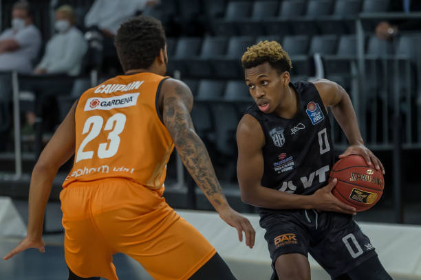 为他们注入 为他们注入